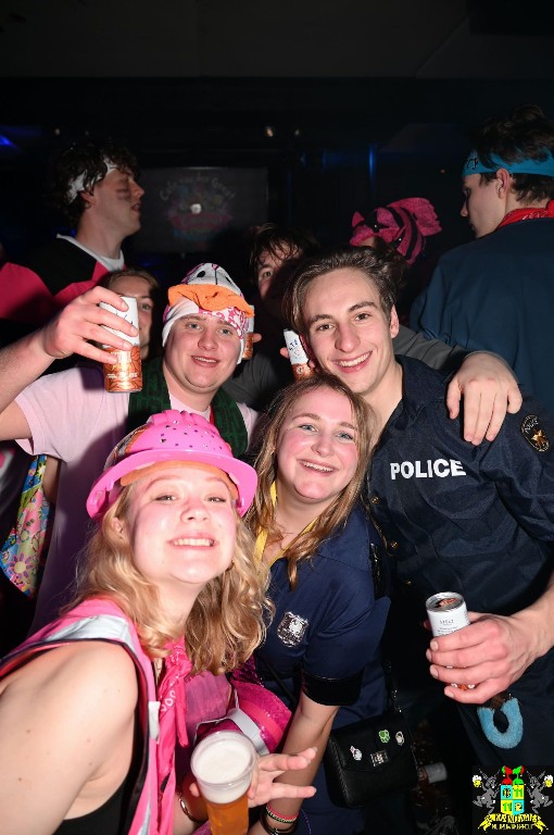 ../Images/Maandagavond carnaval 2026 150.jpg